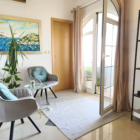 Avalena Rooms