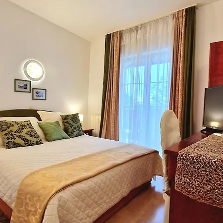 بيت ضيافة Art Depandansa زادار