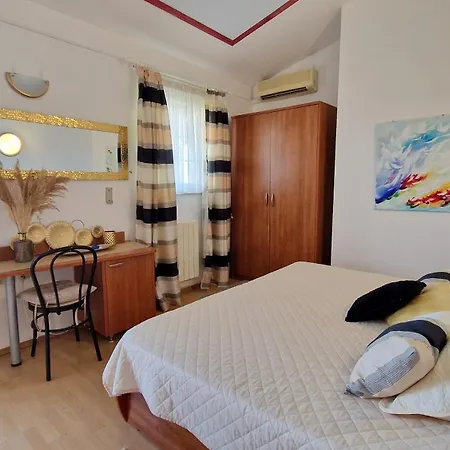 Avalena Rooms