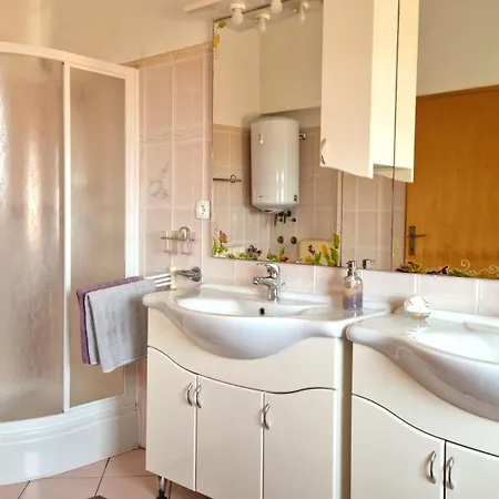 بيت ضيافة Art Depandansa