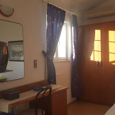 Casa de hóspedes Avalena Rooms 3*