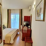 Gostinjska kuća Avalena Rooms 3*