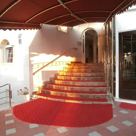Guest house Art Depandansa 3*