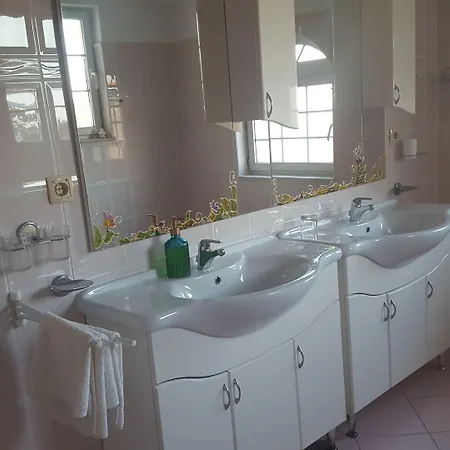 Art Depandansa ゲストハウス 3*