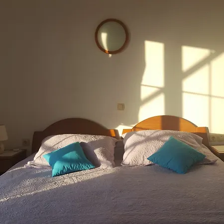 Casa de hóspedes Art Depandansa 3*